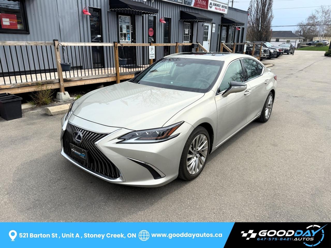 2020 Lexus ES 300h ULTRA LUXURY PKG | ONE OWNER | DEALER SERVICE Photo