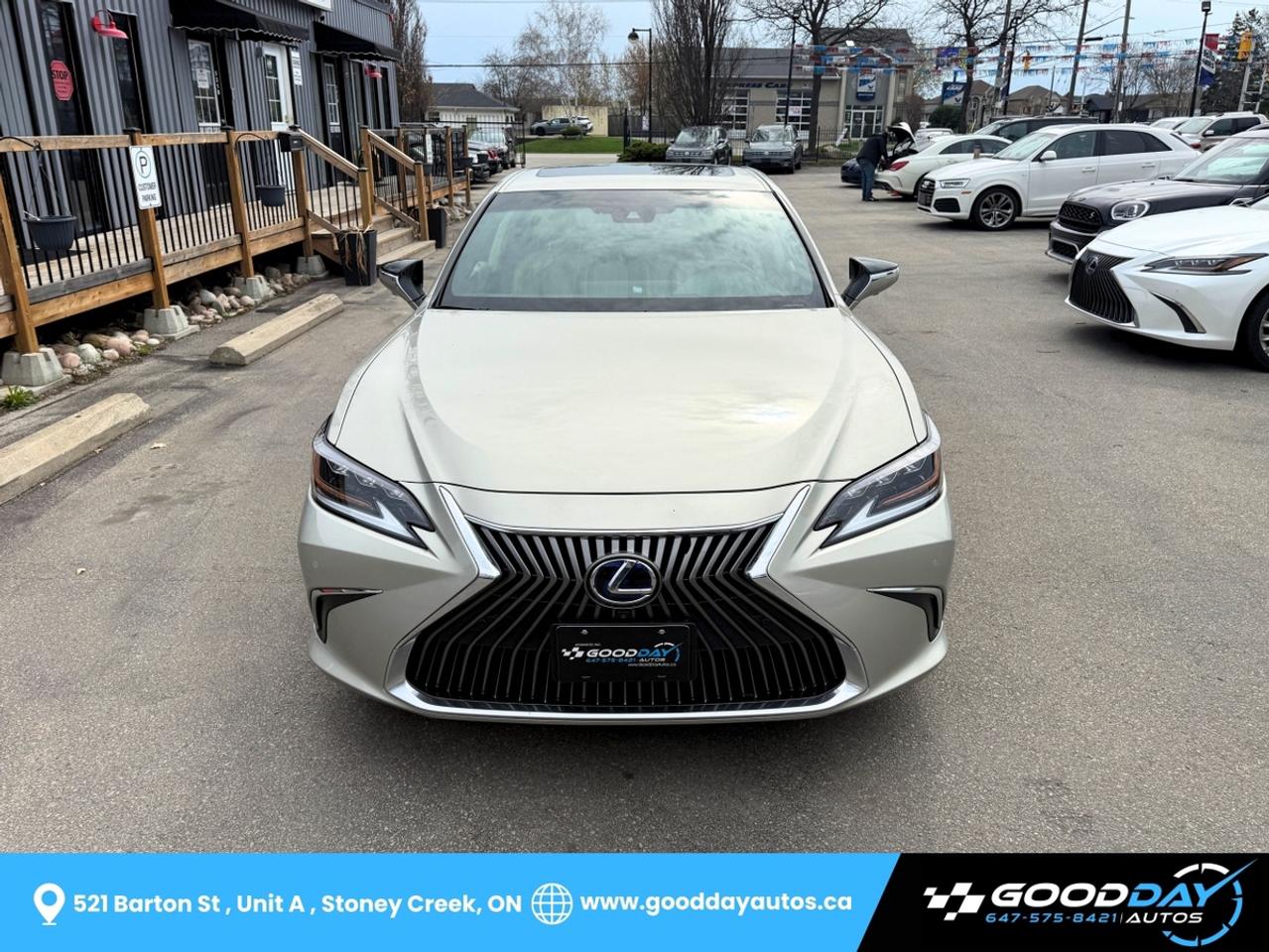 2020 Lexus ES 300h ULTRA LUXURY PKG | ONE OWNER | DEALER SERVICE Photo