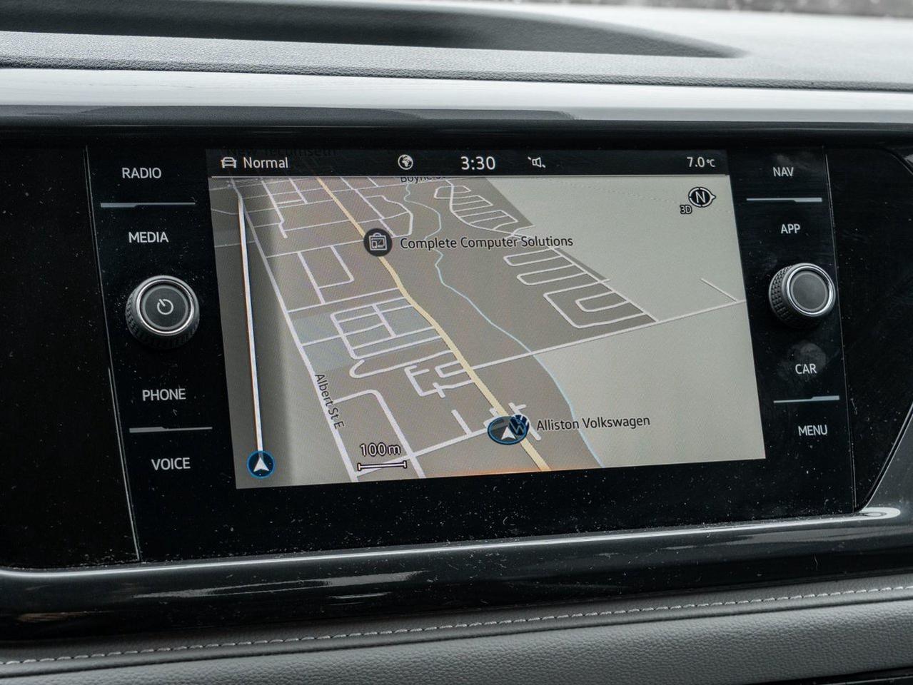 2024 Volkswagen Taos Highline Photo
