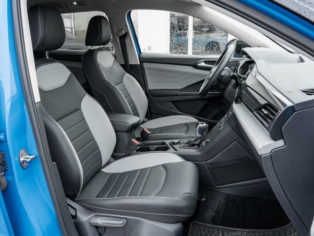 2024 Volkswagen Taos Highline Photo