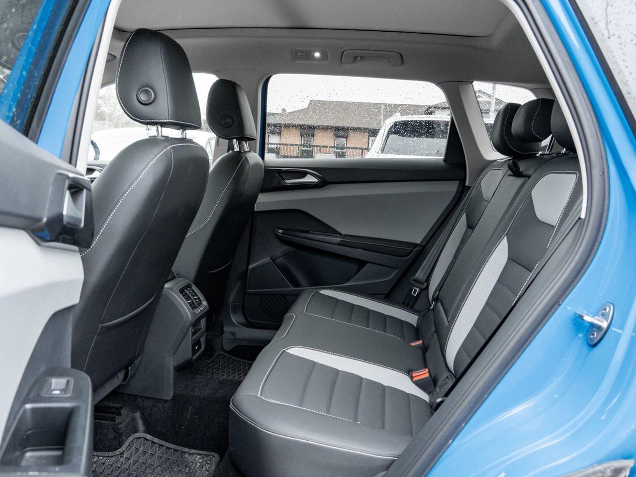 2024 Volkswagen Taos Highline Photo