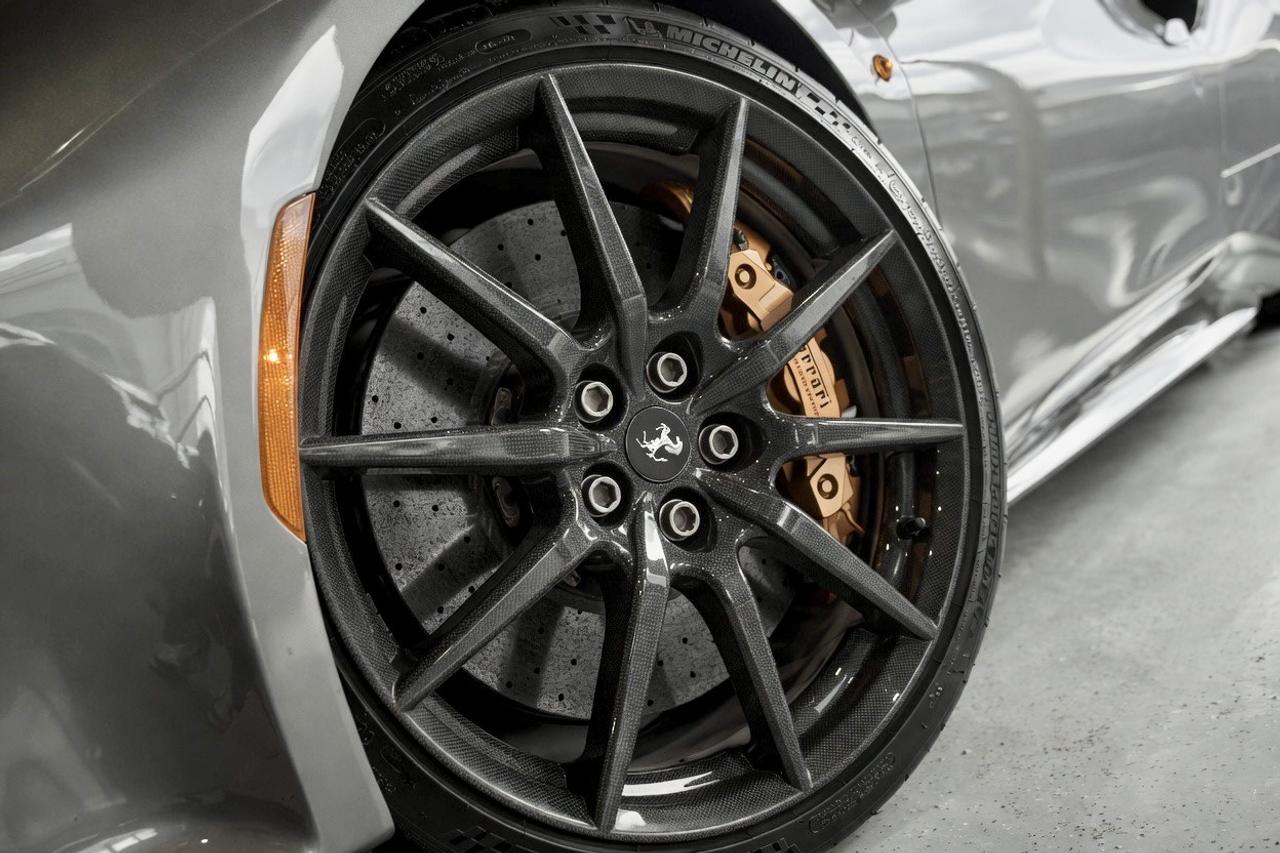 2019 Ferrari 488 Pista  Photo