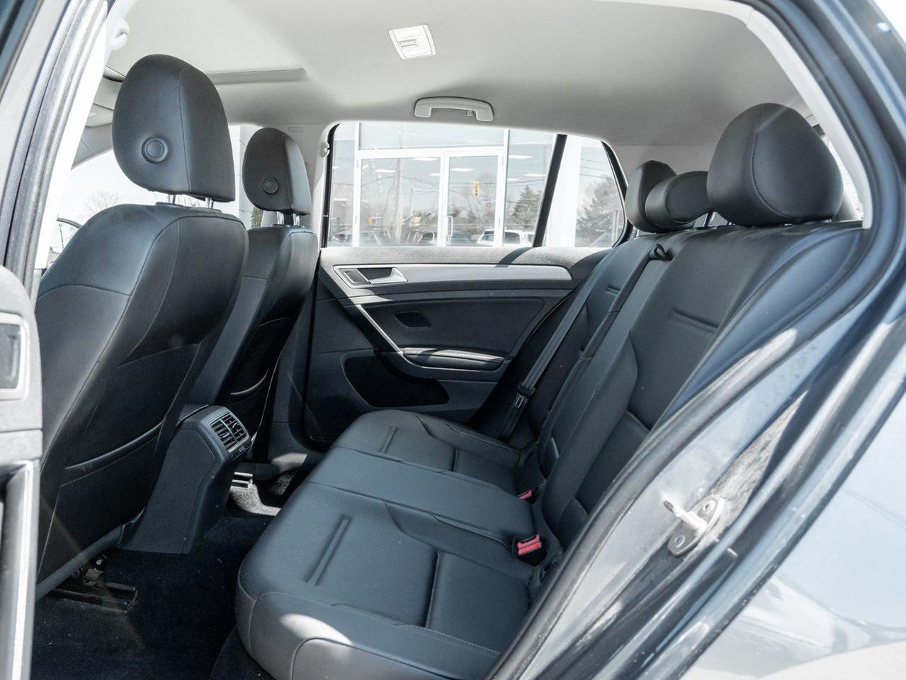 2017 Volkswagen Golf COMFORTLINE Photo