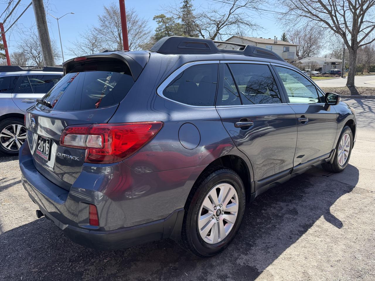 2016 Subaru Outback Premium Photo