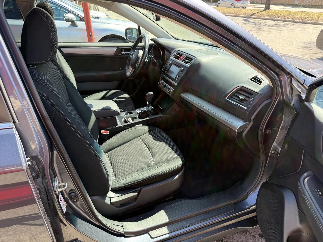 2016 Subaru Outback Premium Photo