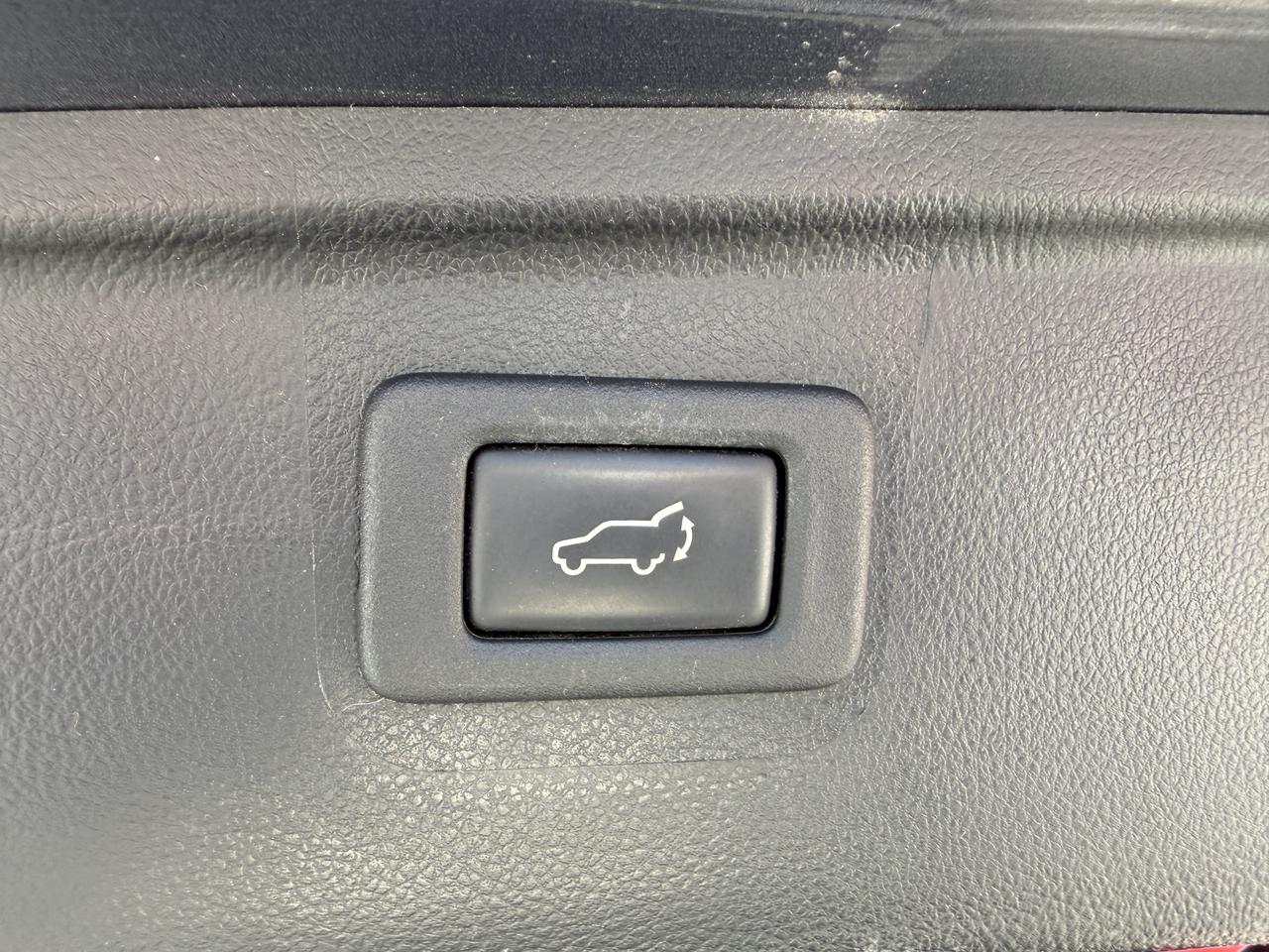 2016 Subaru Outback Premium Photo