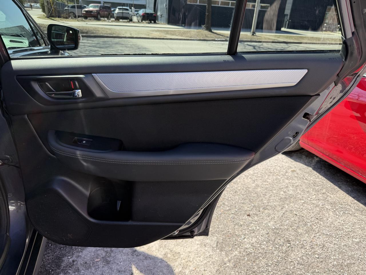 2016 Subaru Outback Premium Photo