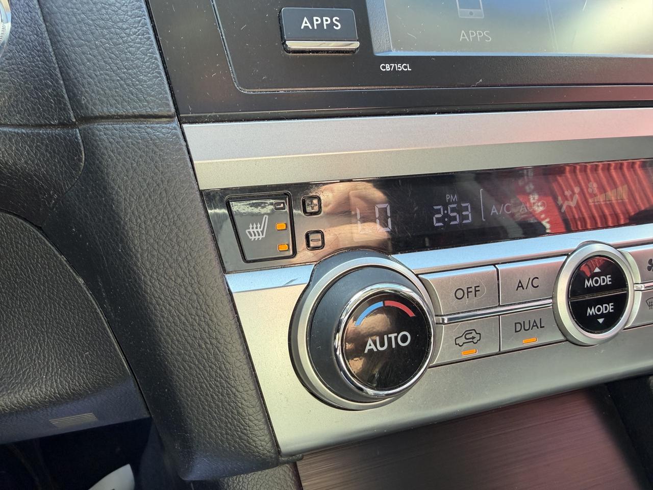 2016 Subaru Outback Premium Photo