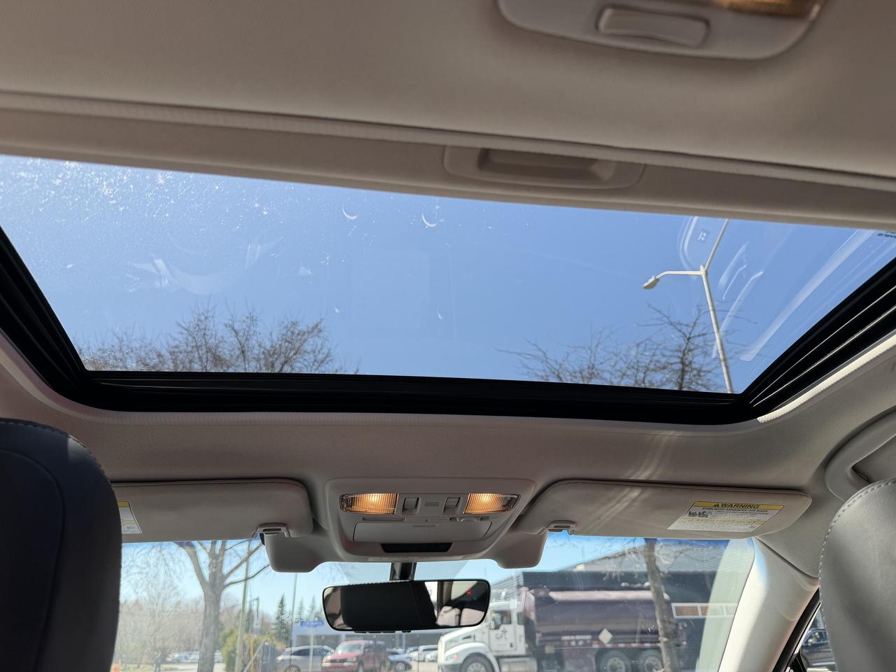 2018 Subaru Outback Limited Eyesight Photo