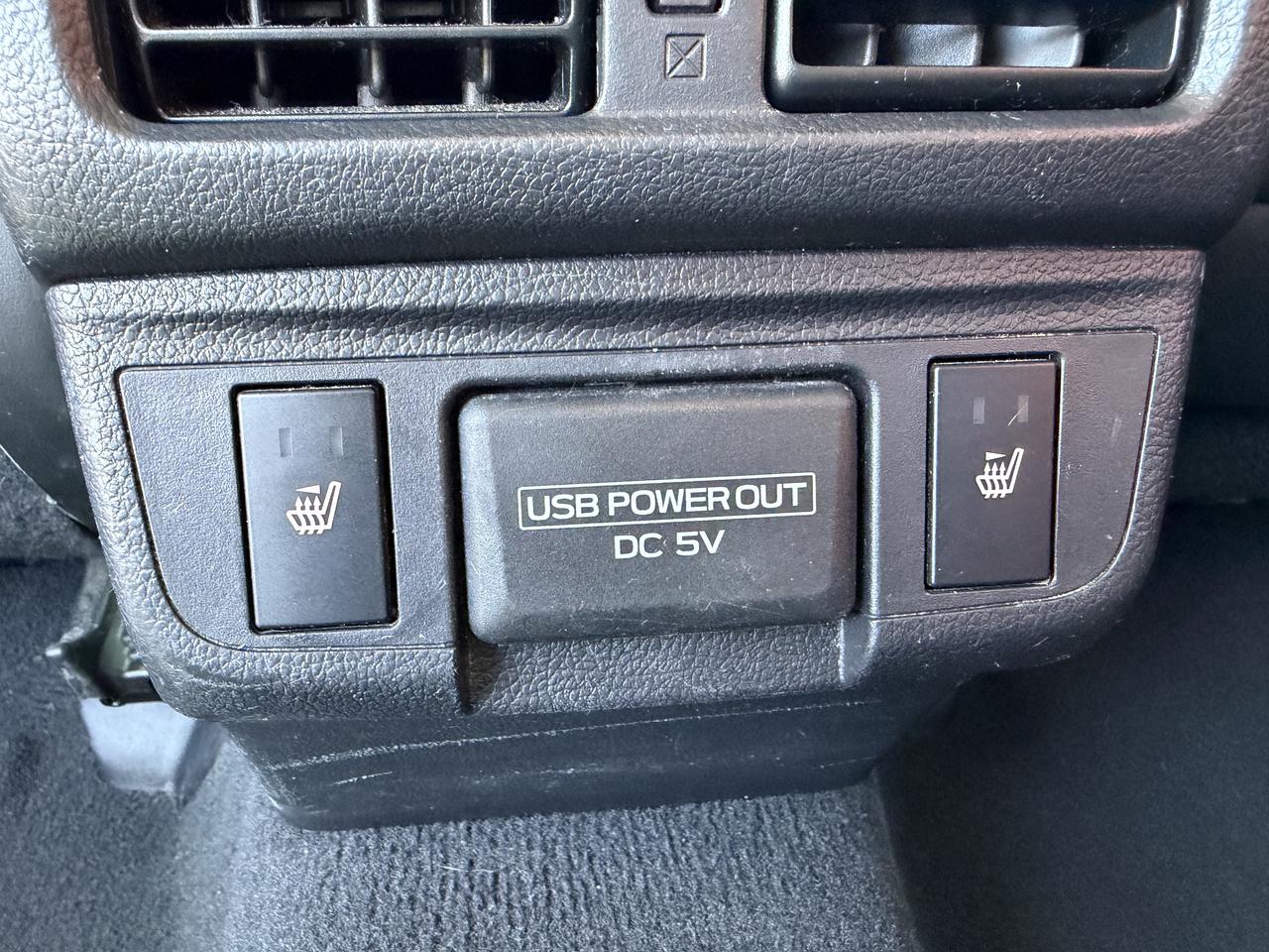 2018 Subaru Outback Limited Eyesight Photo