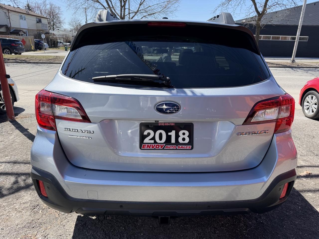 2018 Subaru Outback Limited Eyesight Photo