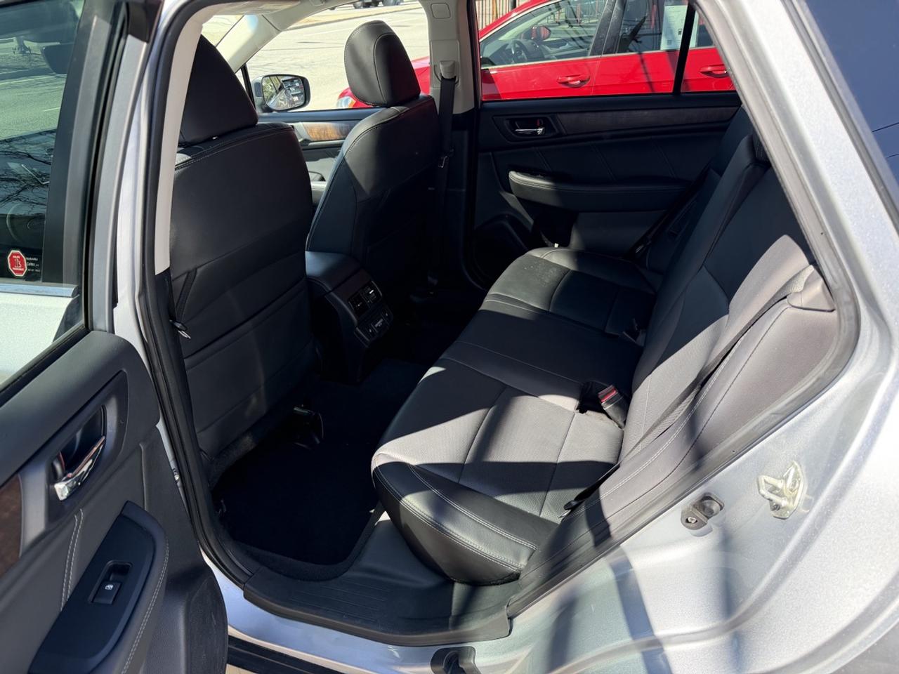2018 Subaru Outback Limited Eyesight Photo