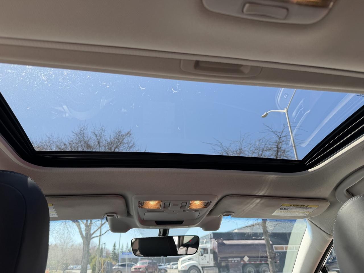 2018 Subaru Outback Limited Eyesight Photo