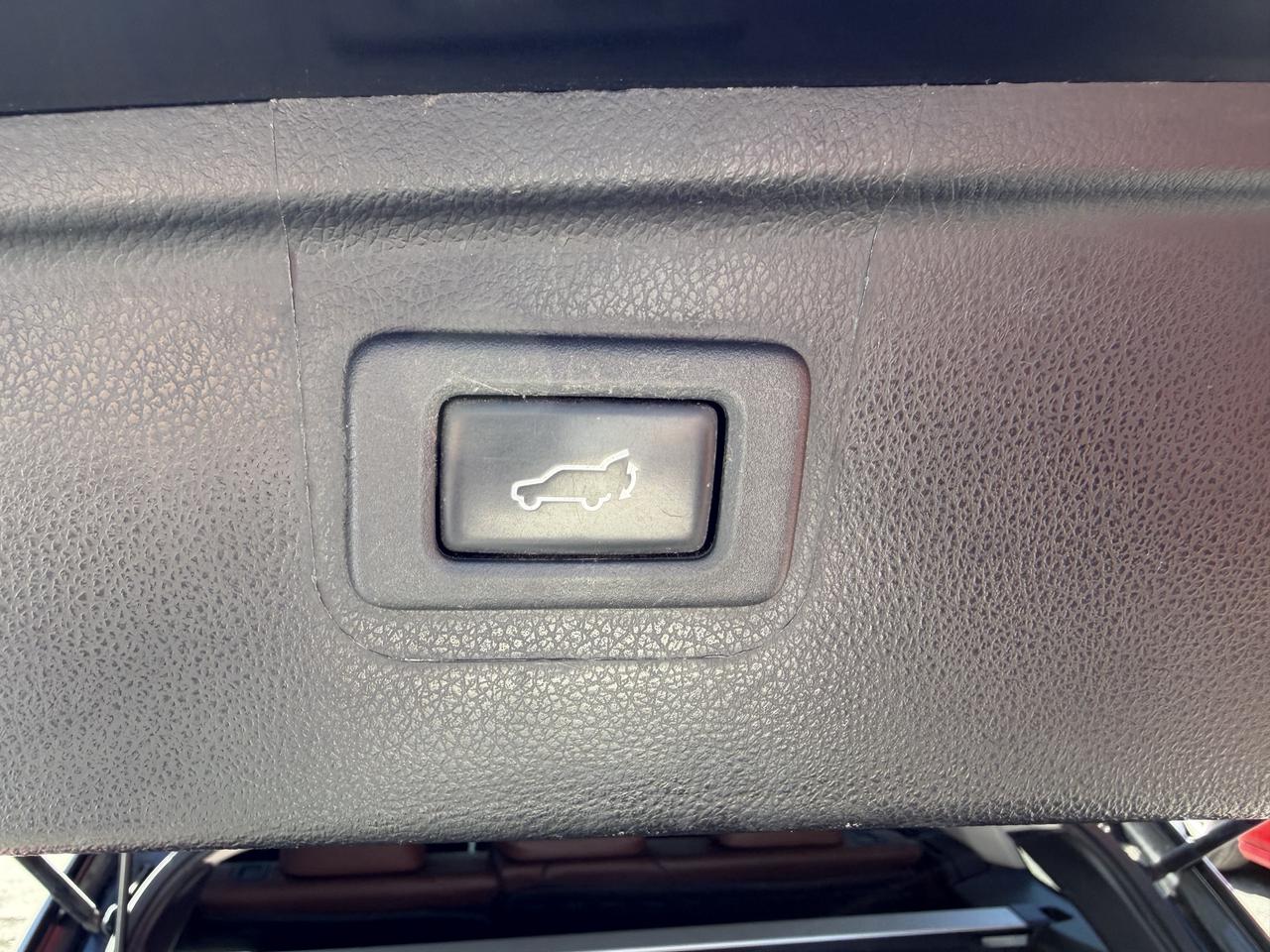 2018 Subaru Outback Limited Eyesight Photo