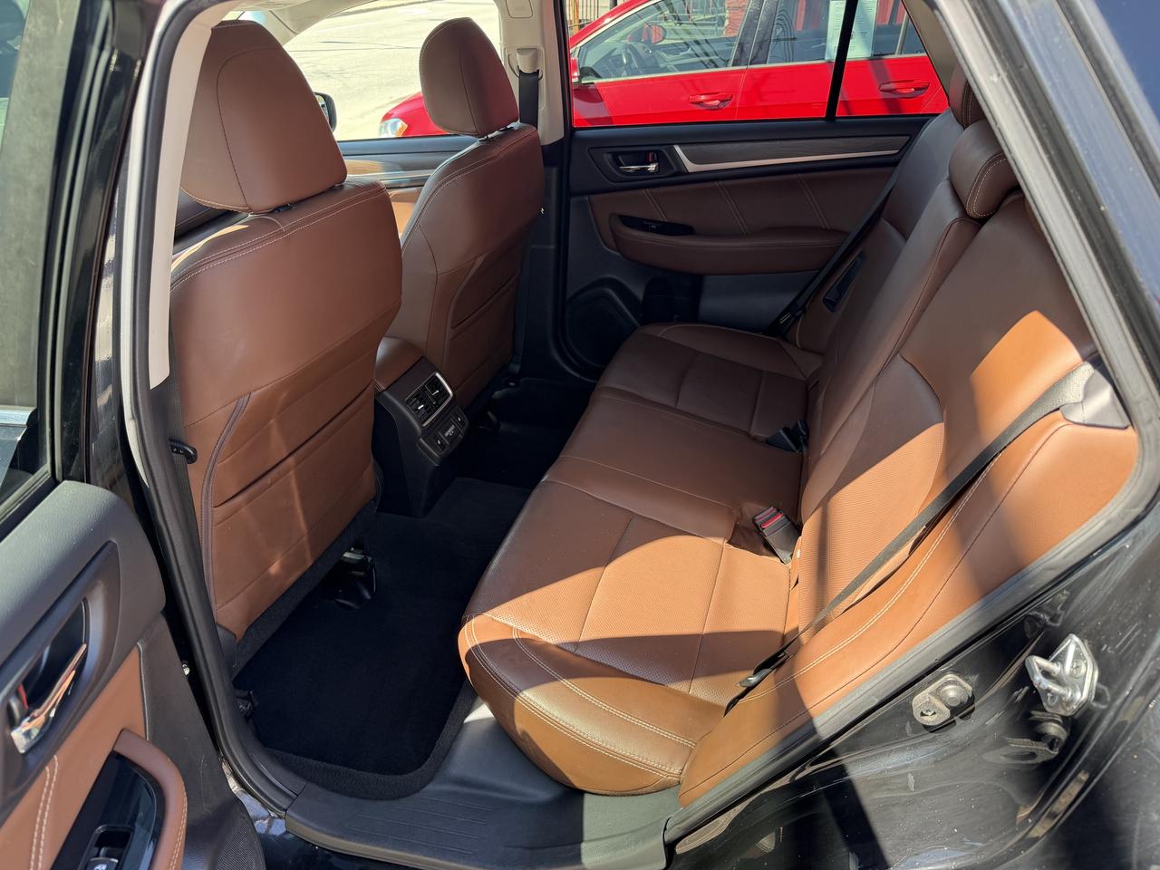 2018 Subaru Outback Limited Eyesight Photo
