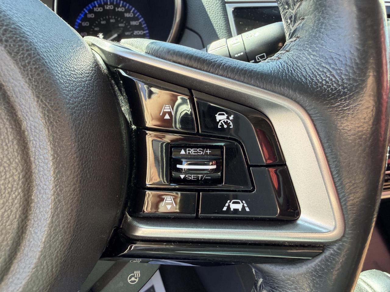 2018 Subaru Outback Limited Eyesight Photo