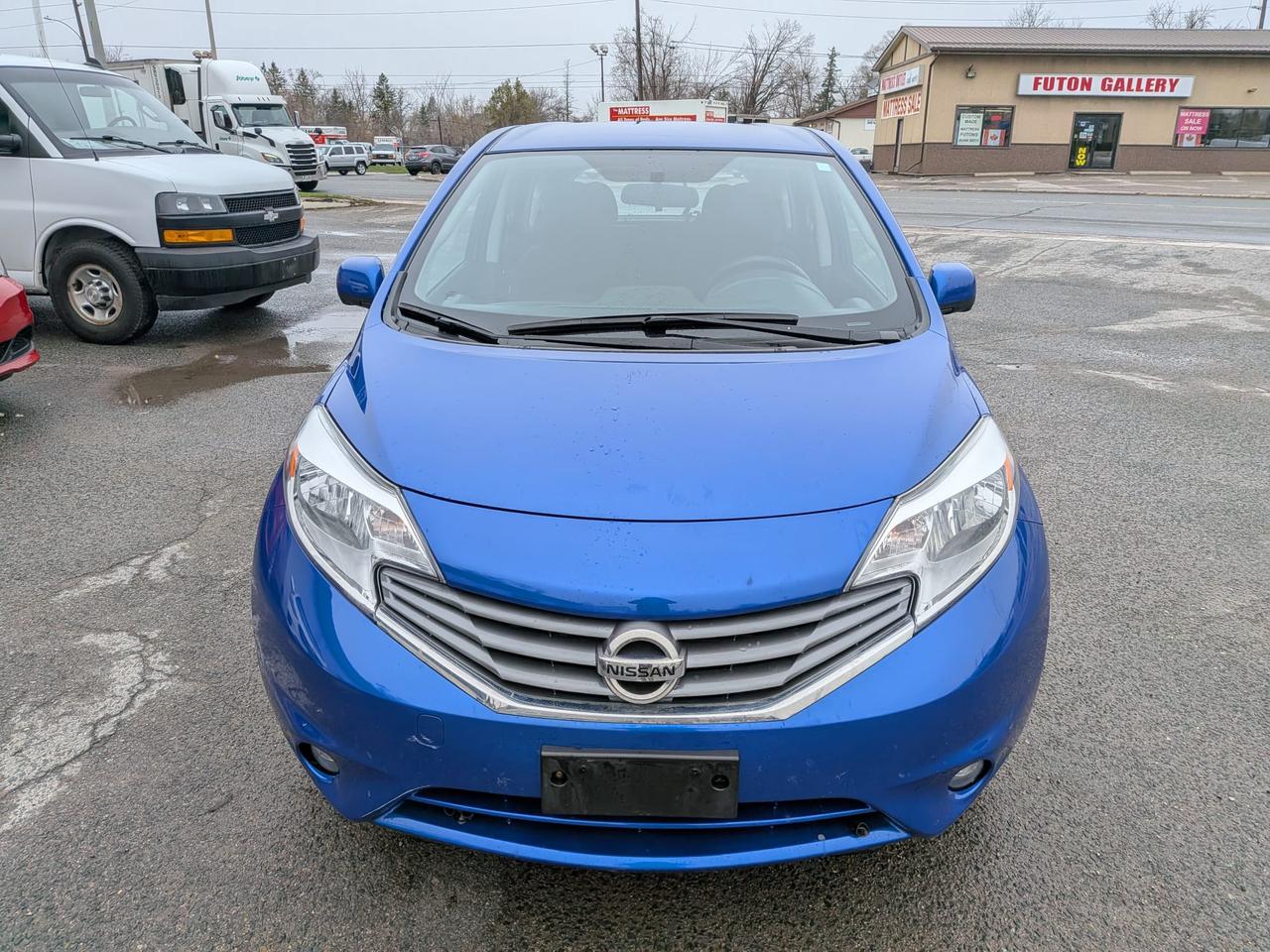 2014 Nissan Versa 5dr HB 1.6 Photo