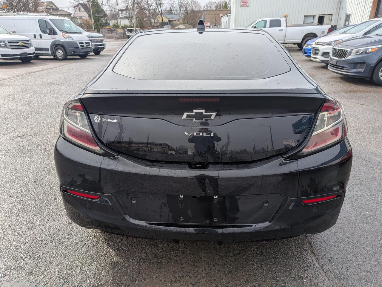 2018 Chevrolet Volt Premier Photo