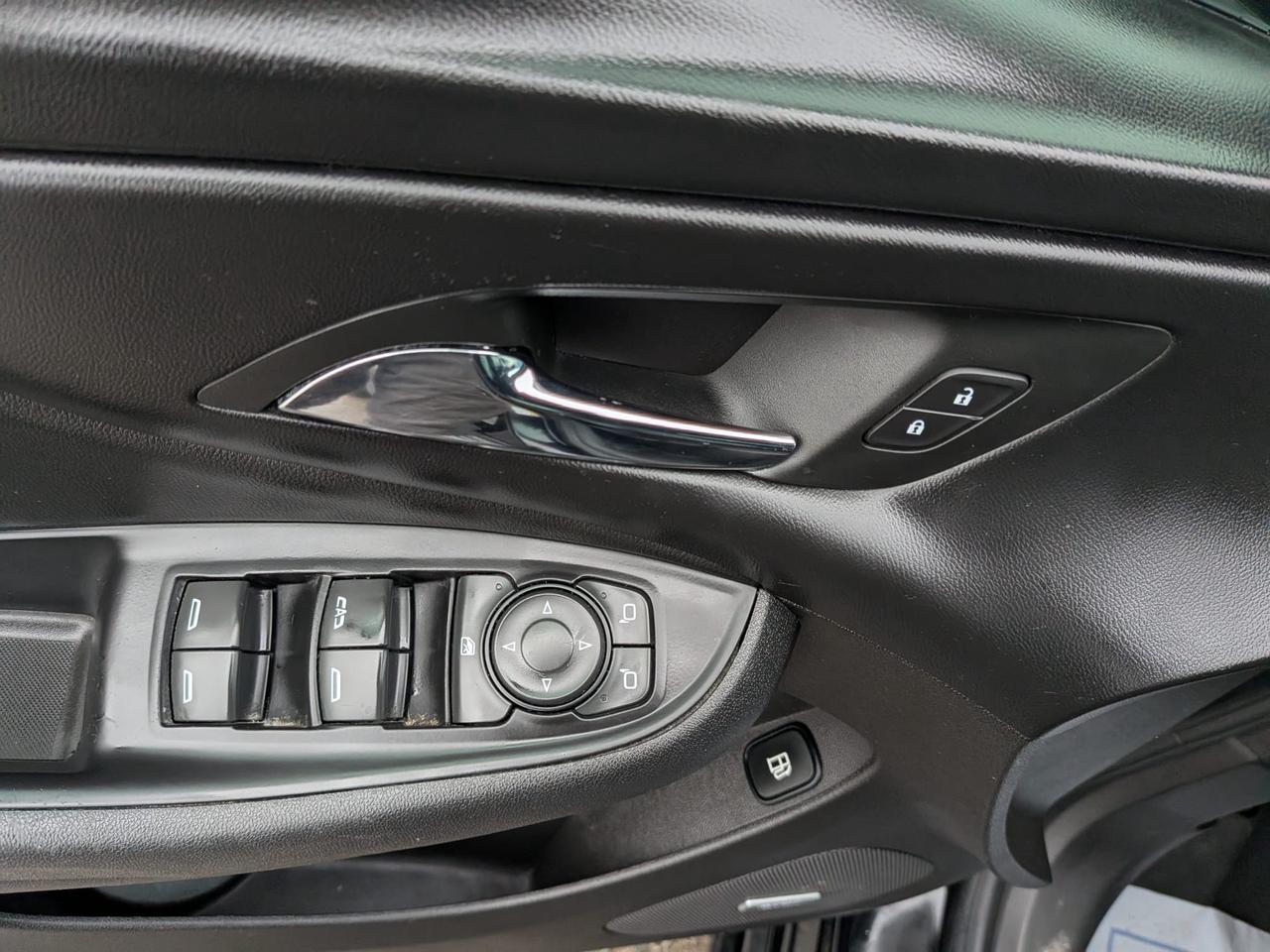 2018 Chevrolet Volt Premier Photo