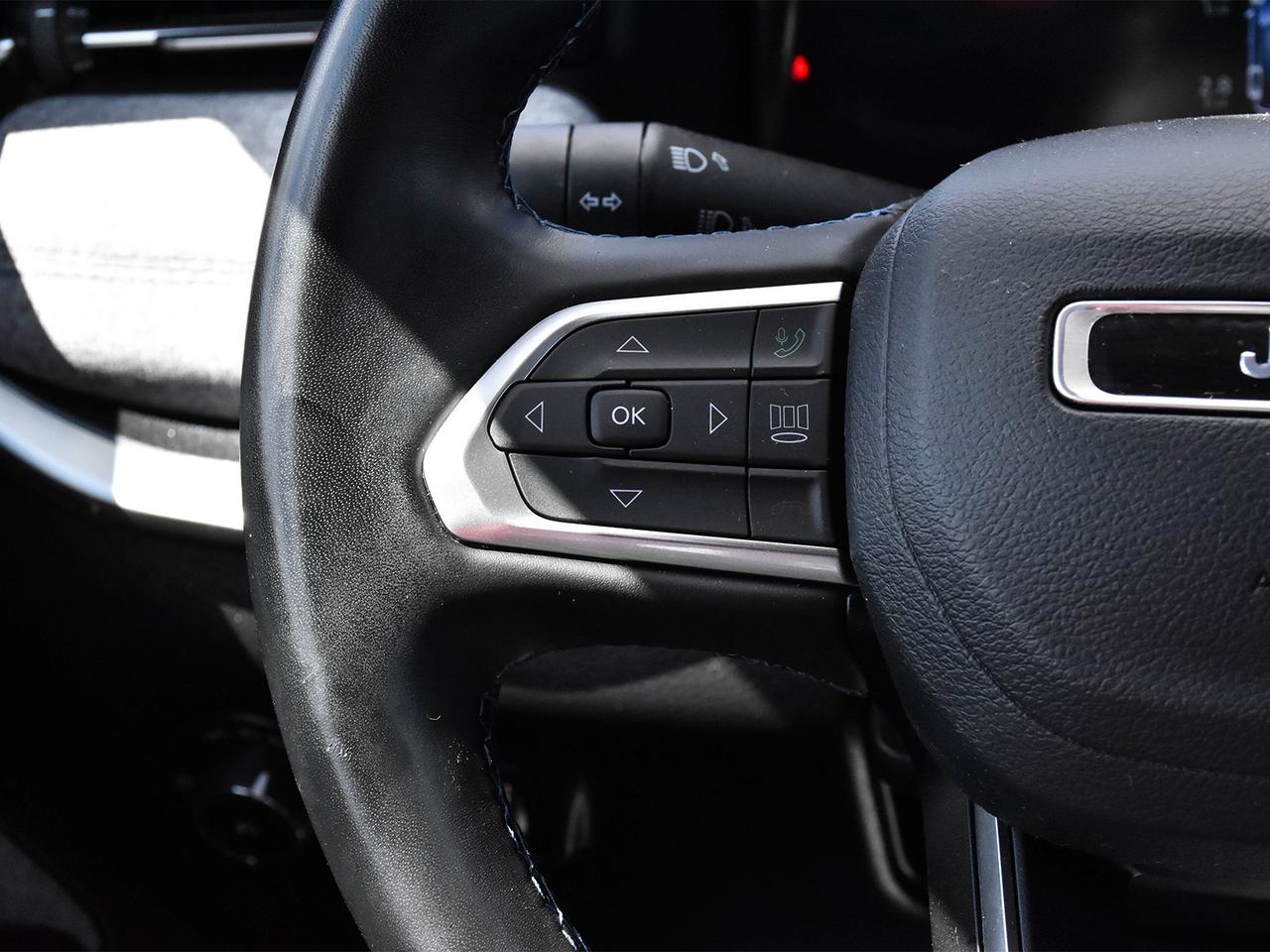 2022 Jeep Compass NORTH Photo