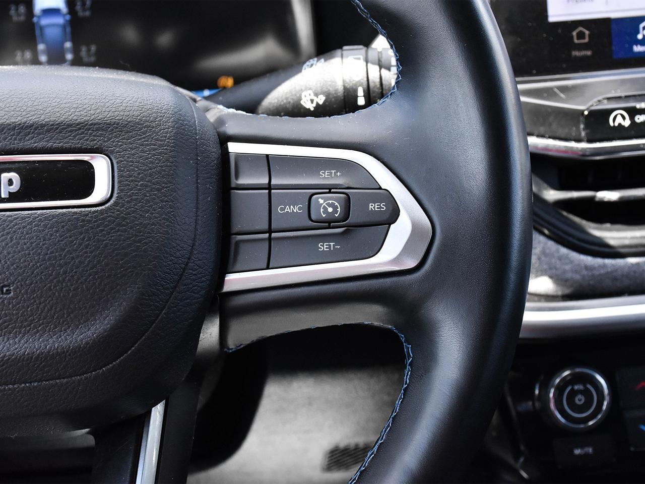 2022 Jeep Compass NORTH Photo