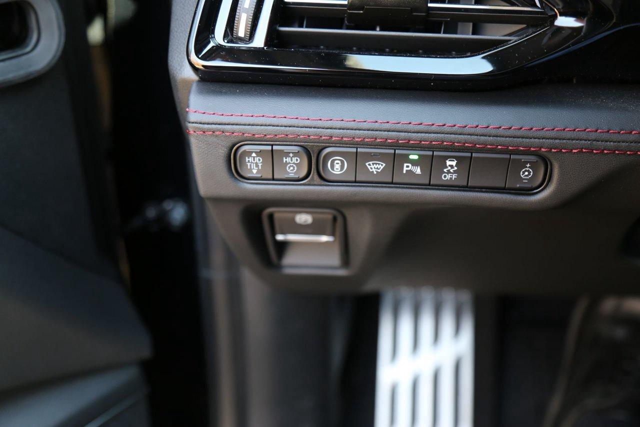 2025 Acura MDX Type S Ultra Photo