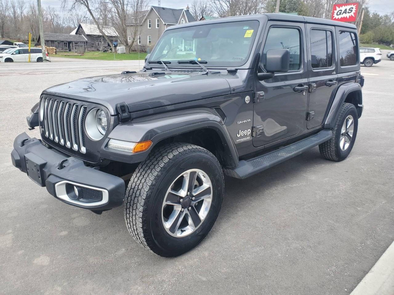 2022 Jeep Wrangler Unlimited Sahara 4X4 Photo3