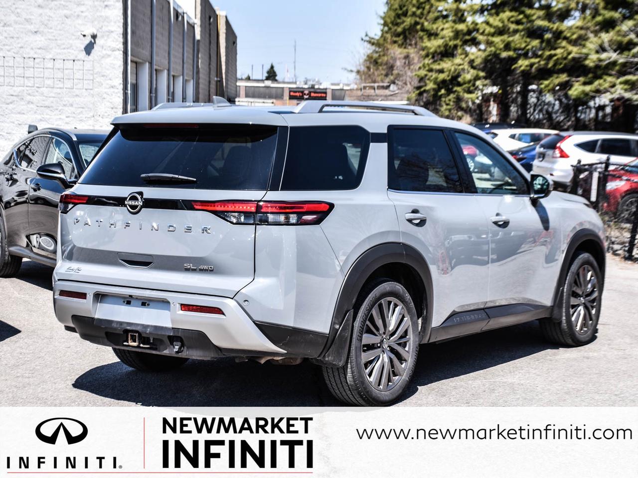 2024 Nissan Pathfinder ONE OWNER/CLEAN CARFAX/PREMIUM PKG Photo4