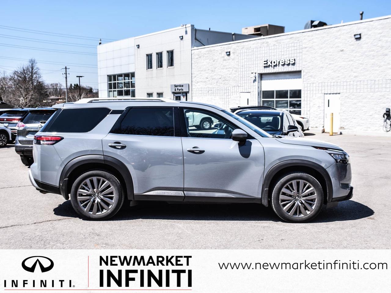 2024 Nissan Pathfinder ONE OWNER/CLEAN CARFAX/PREMIUM PKG Photo2
