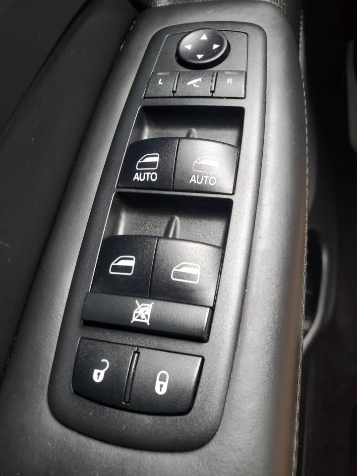 2018 Jeep Grand Cherokee OVERLAND 4X4 Photo