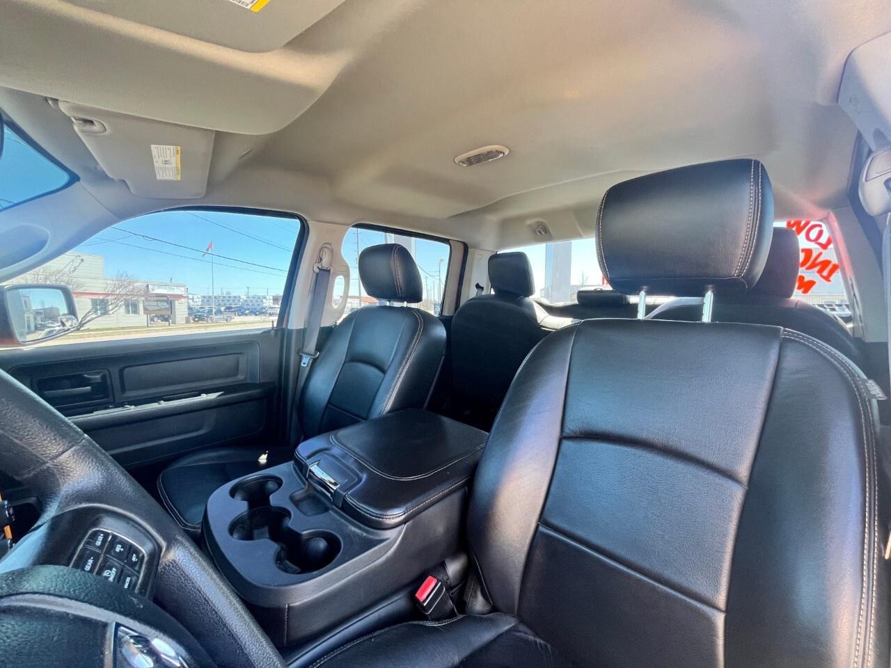 2019 RAM 1500 Classic EXPRESS Photo