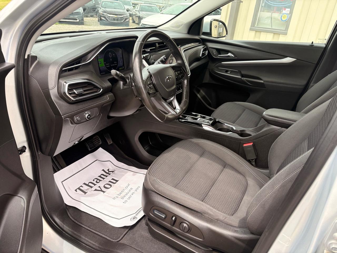 2023 Chevrolet Bolt EUV FWD 4dr LT Photo