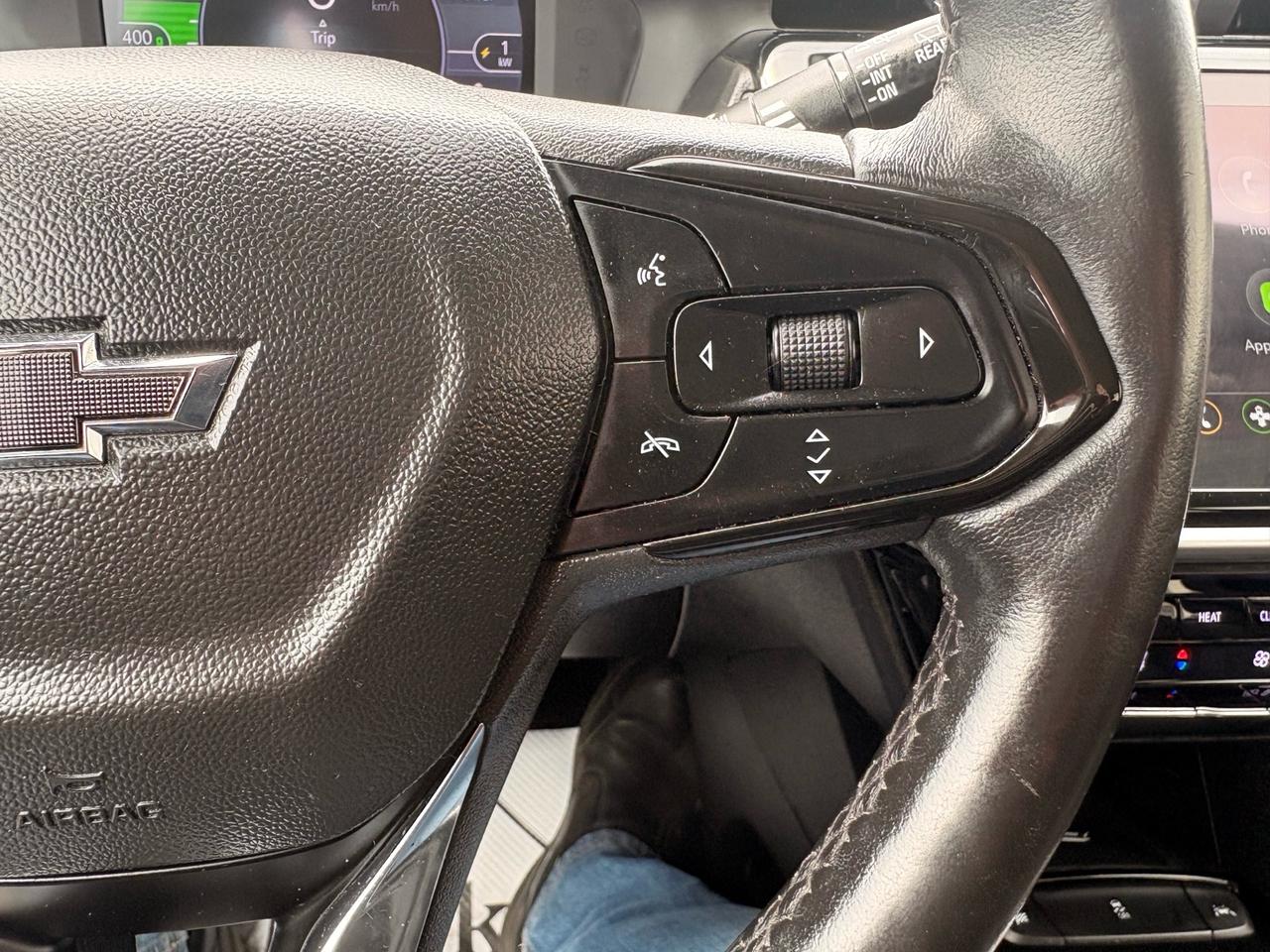 2023 Chevrolet Bolt EUV FWD 4dr LT Photo