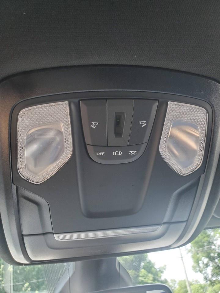 2024 RAM 2500 Tradesman 4x4 Crew Cab 8' Box Photo
