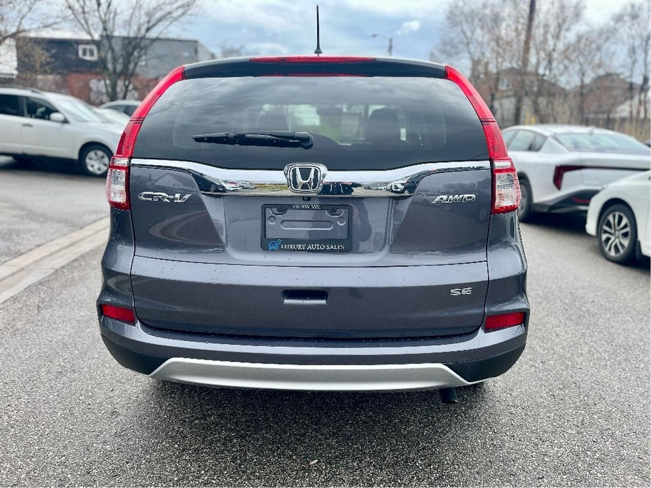 2015 Honda CR-V SE CERTIFIED Photo