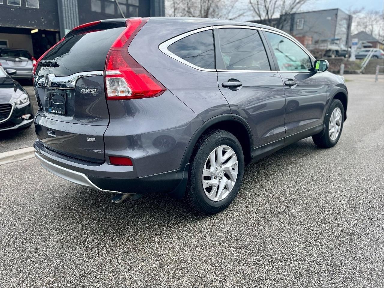 2015 Honda CR-V SE CERTIFIED Photo