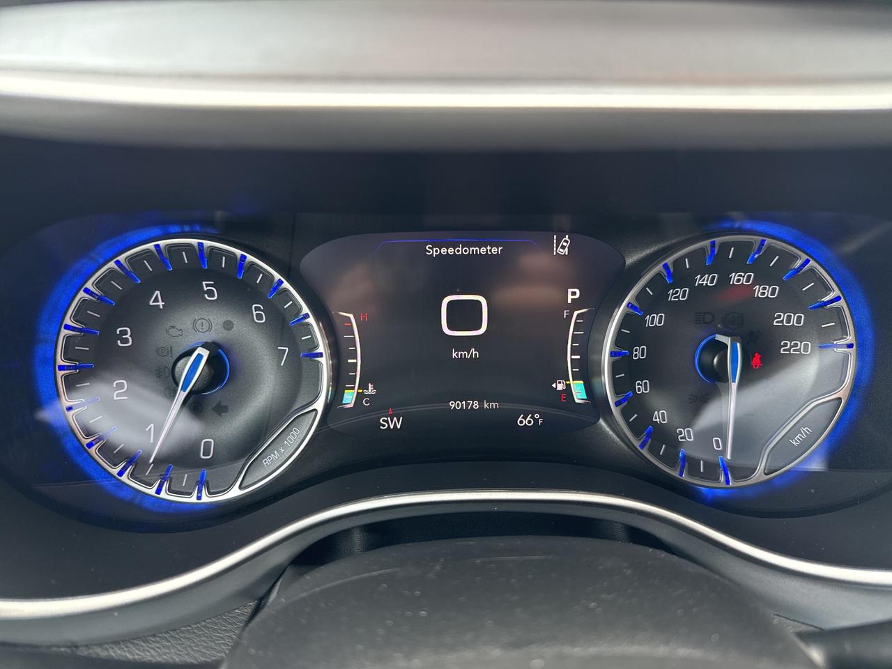 2022 Chrysler Pacifica Touring L Photo