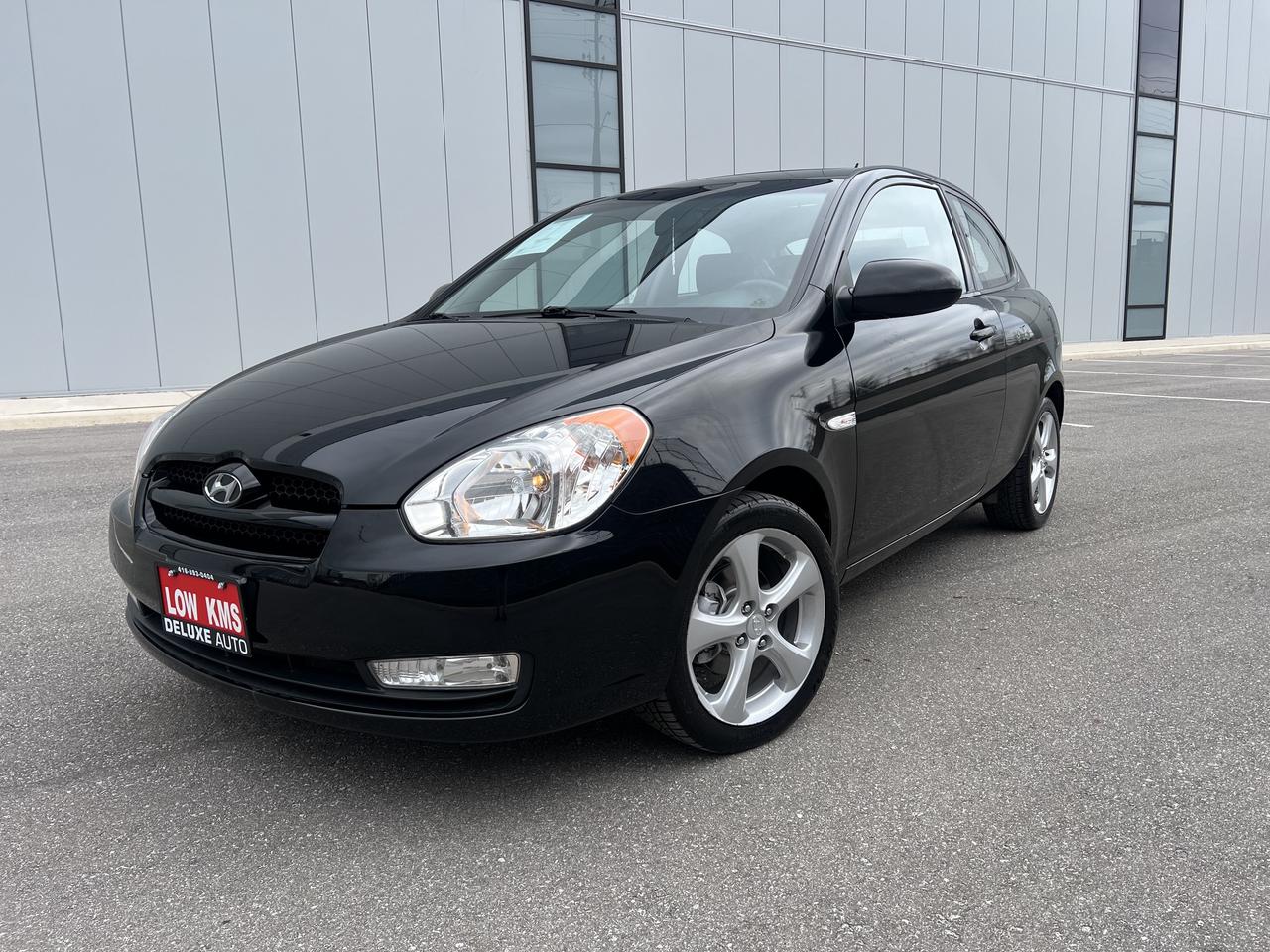 2007 Hyundai Accent SE Photo0