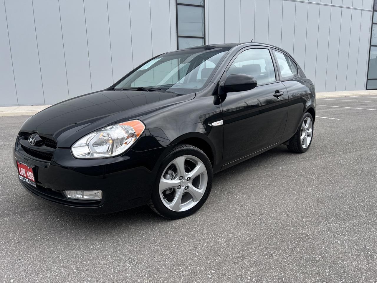 2007 Hyundai Accent SE Photo