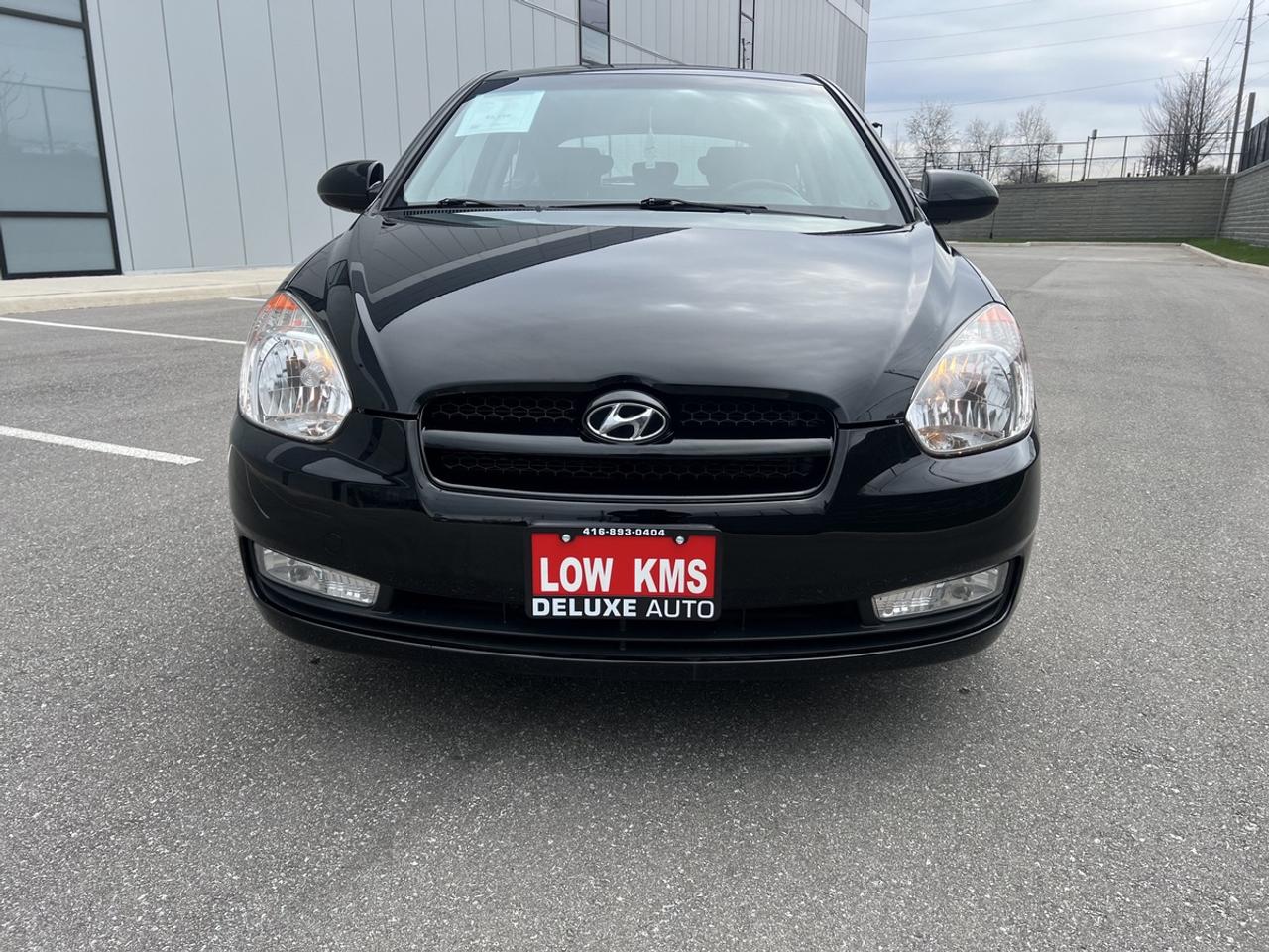 2007 Hyundai Accent SE Photo