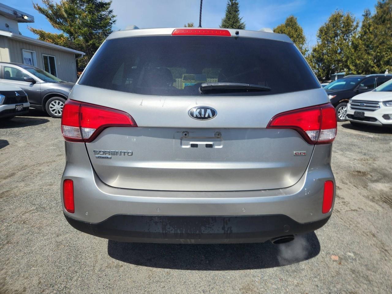2015 Kia Sorento LX Premium (A6) 4dr All-Wheel Drive Photo