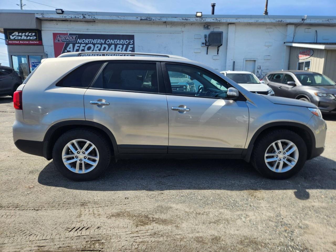 2015 Kia Sorento LX Premium (A6) 4dr All-Wheel Drive Photo