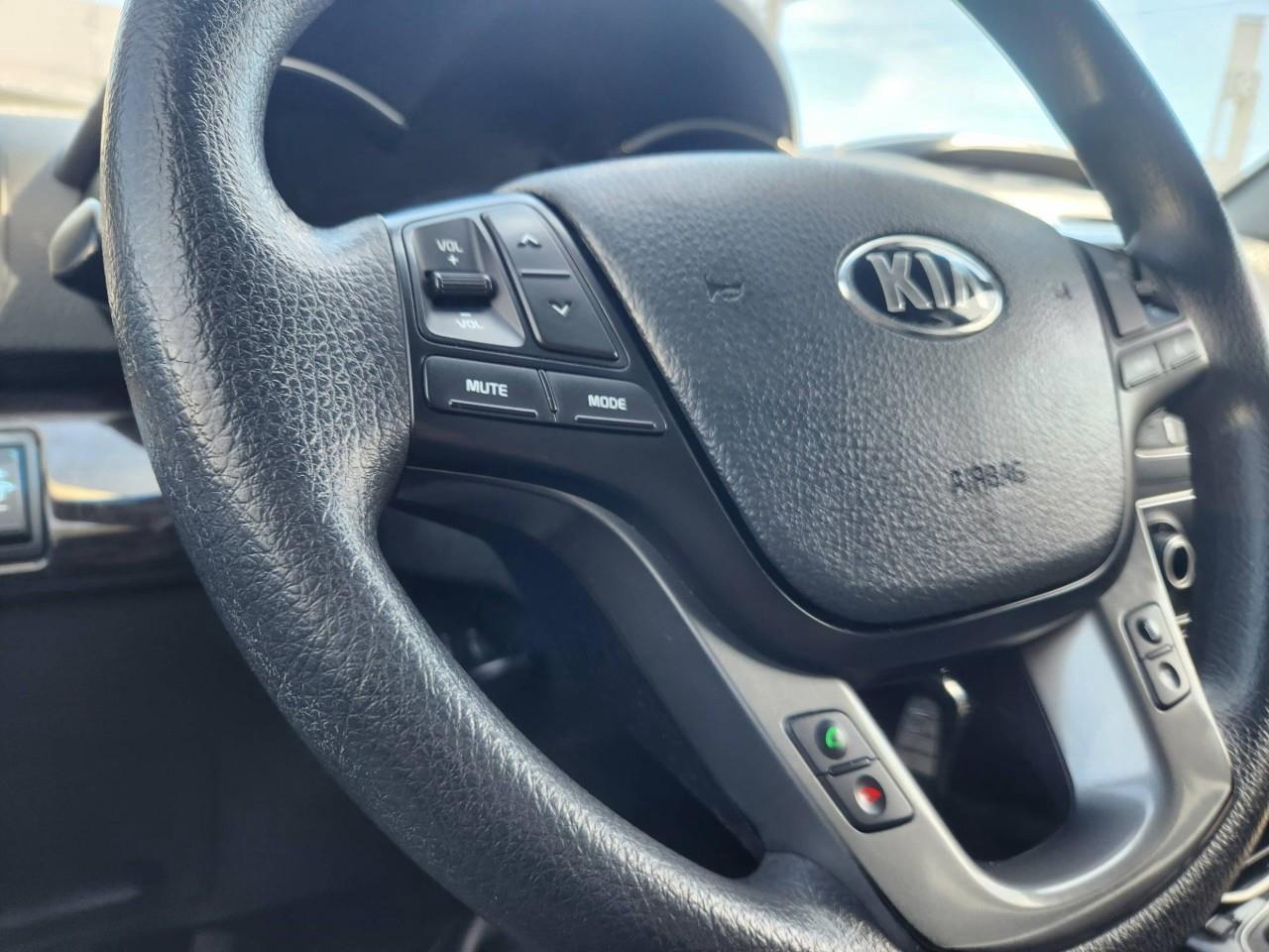 2015 Kia Sorento LX Premium (A6) 4dr All-Wheel Drive Photo