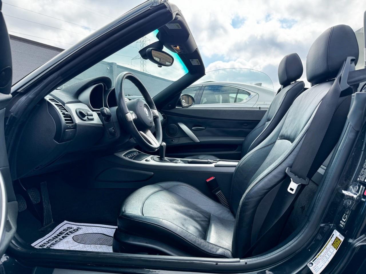 2006 BMW Z4 2dr Z4 Roadster 3.0si Photo