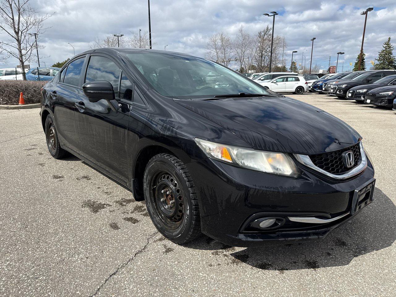 2015 Honda Civic Sedan Touring CVT Leather  Alloy Wheels  Navigatio Photo