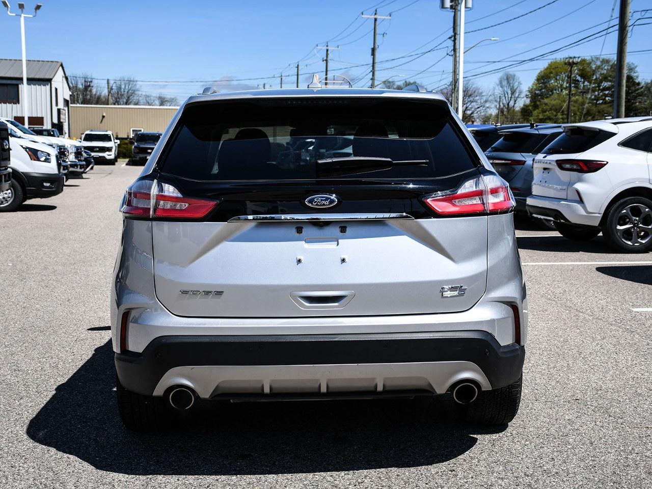 2019 Ford Edge SEL AWD Photo