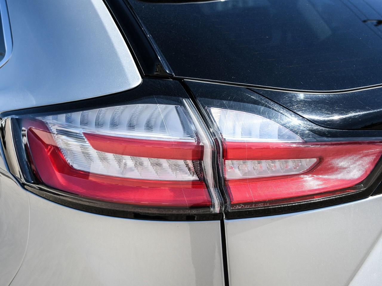 2019 Ford Edge SEL AWD Photo