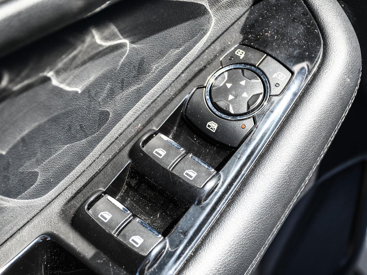2019 Ford Edge SEL AWD Photo