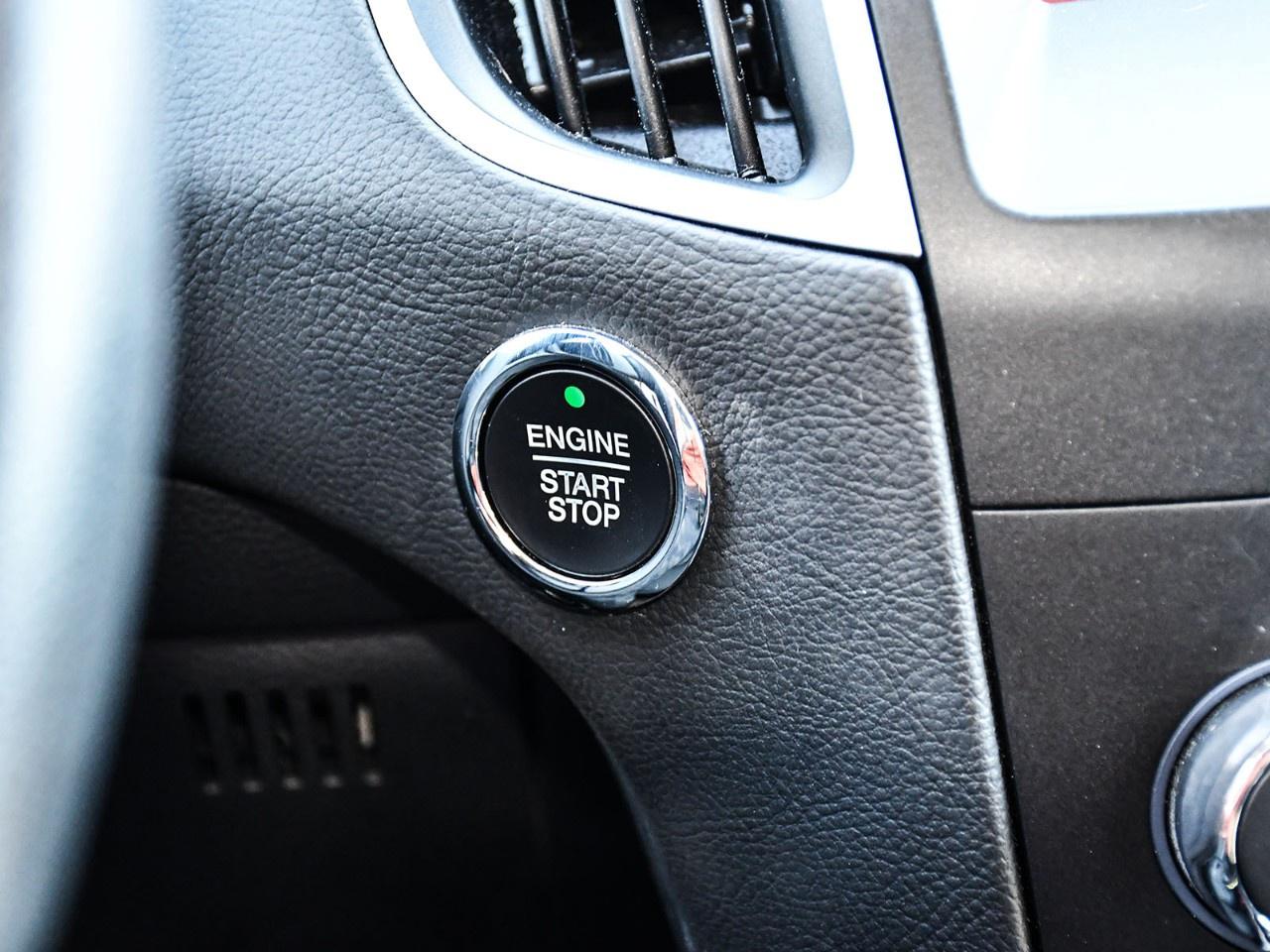 2019 Ford Edge SEL AWD Photo