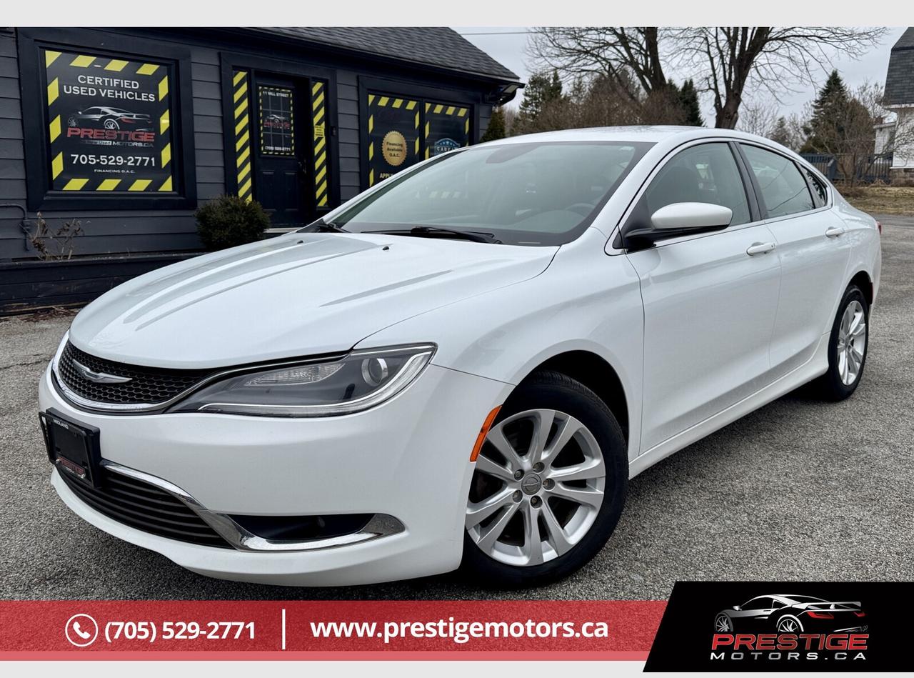 2015 Chrysler 200 Limited Photo0